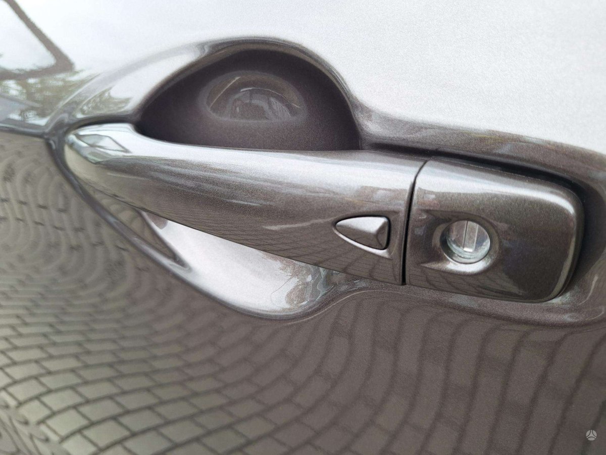 Nissan Qashqai Visureigis / Krosoveris Benzinas
