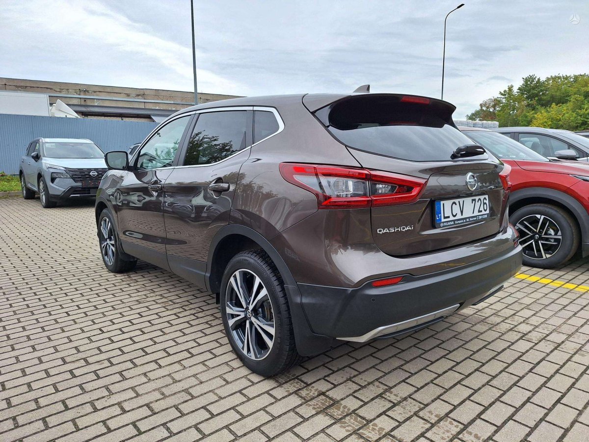 Nissan Qashqai Visureigis / Krosoveris Benzinas