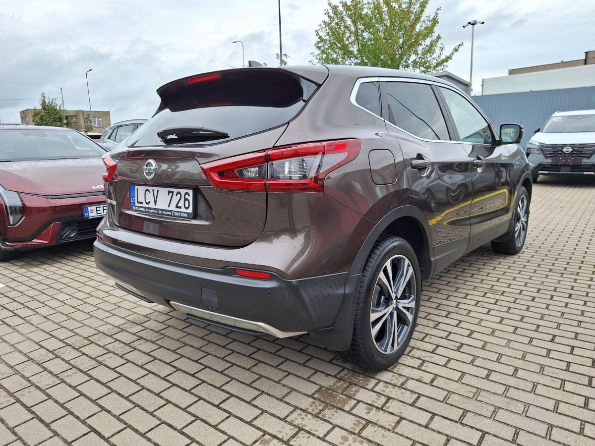 Nissan Qashqai Visureigis / Krosoveris Benzinas