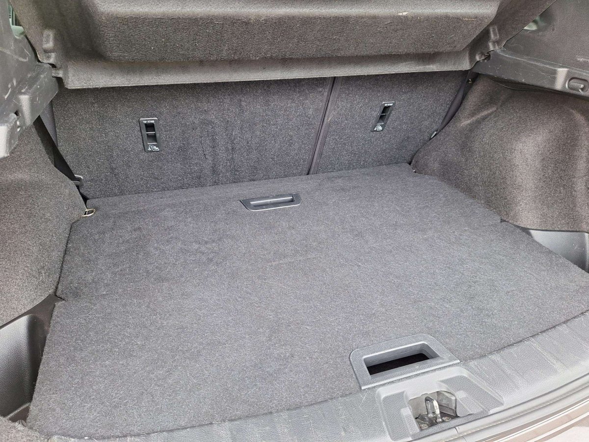Nissan Qashqai Visureigis / Krosoveris Benzinas