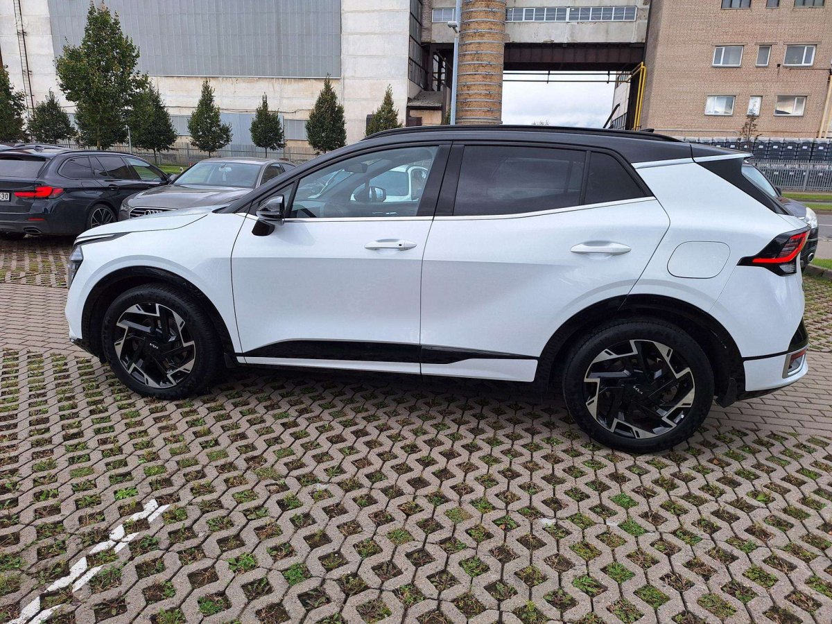 Kia Sportage Visureigis / Krosoveris Benzinas / elektra