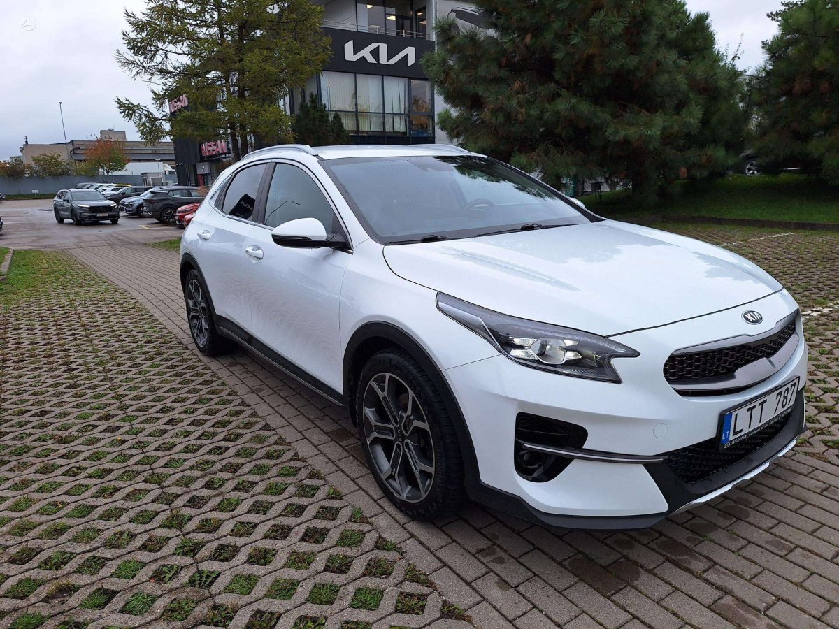 Kia XCeed Visureigis / Krosoveris Benzinas