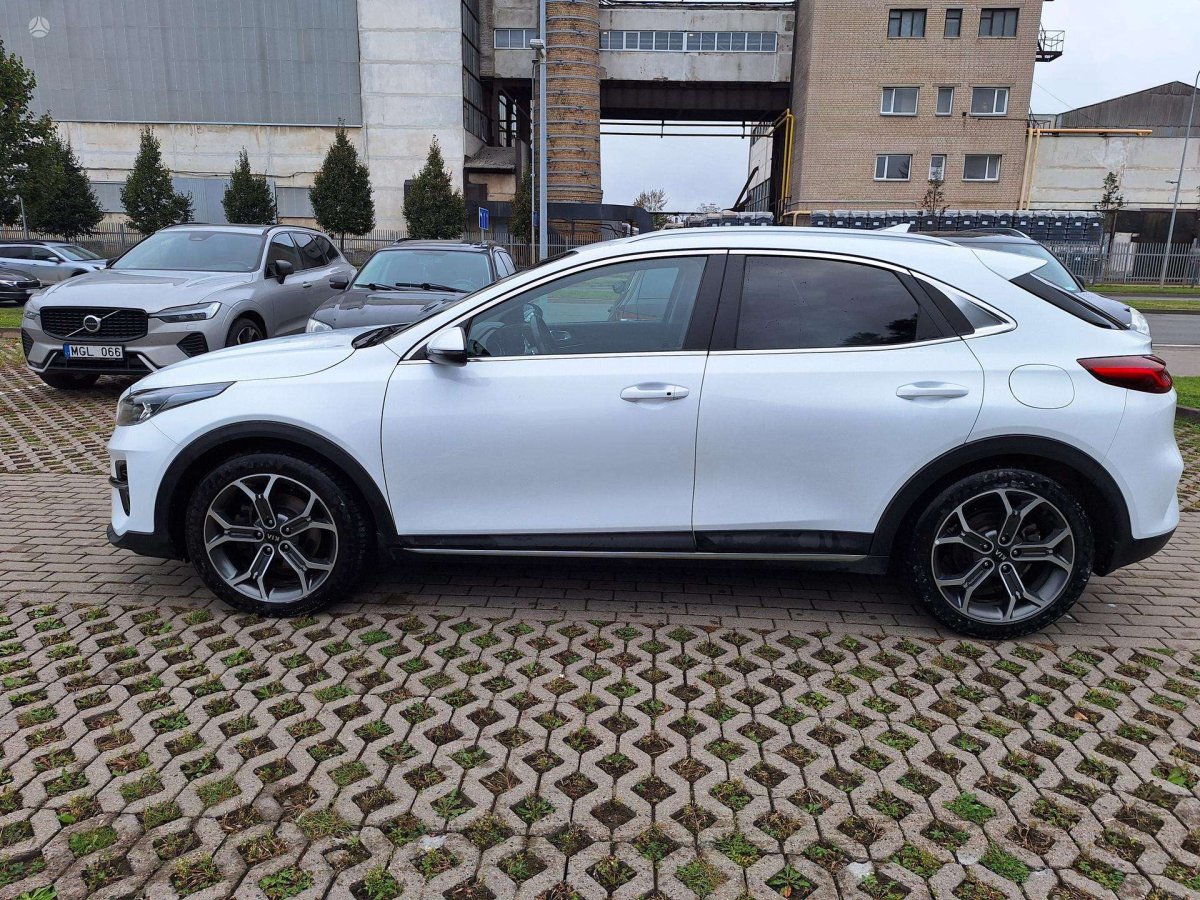 Kia XCeed Visureigis / Krosoveris Benzinas