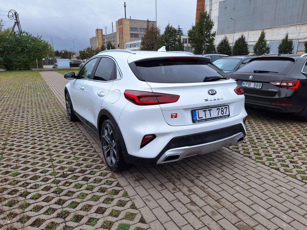 Kia XCeed Visureigis / Krosoveris Benzinas