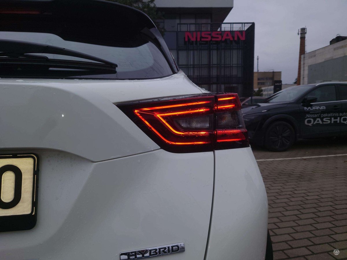 Nissan Juke Visureigis / Krosoveris Benzinas / elektra