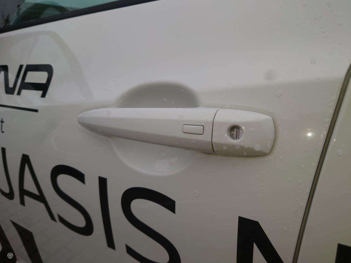 Nissan Juke Visureigis / Krosoveris Benzinas / elektra