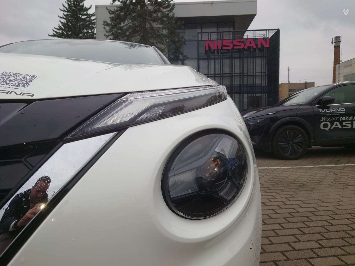 Nissan Juke Visureigis / Krosoveris Benzinas / elektra