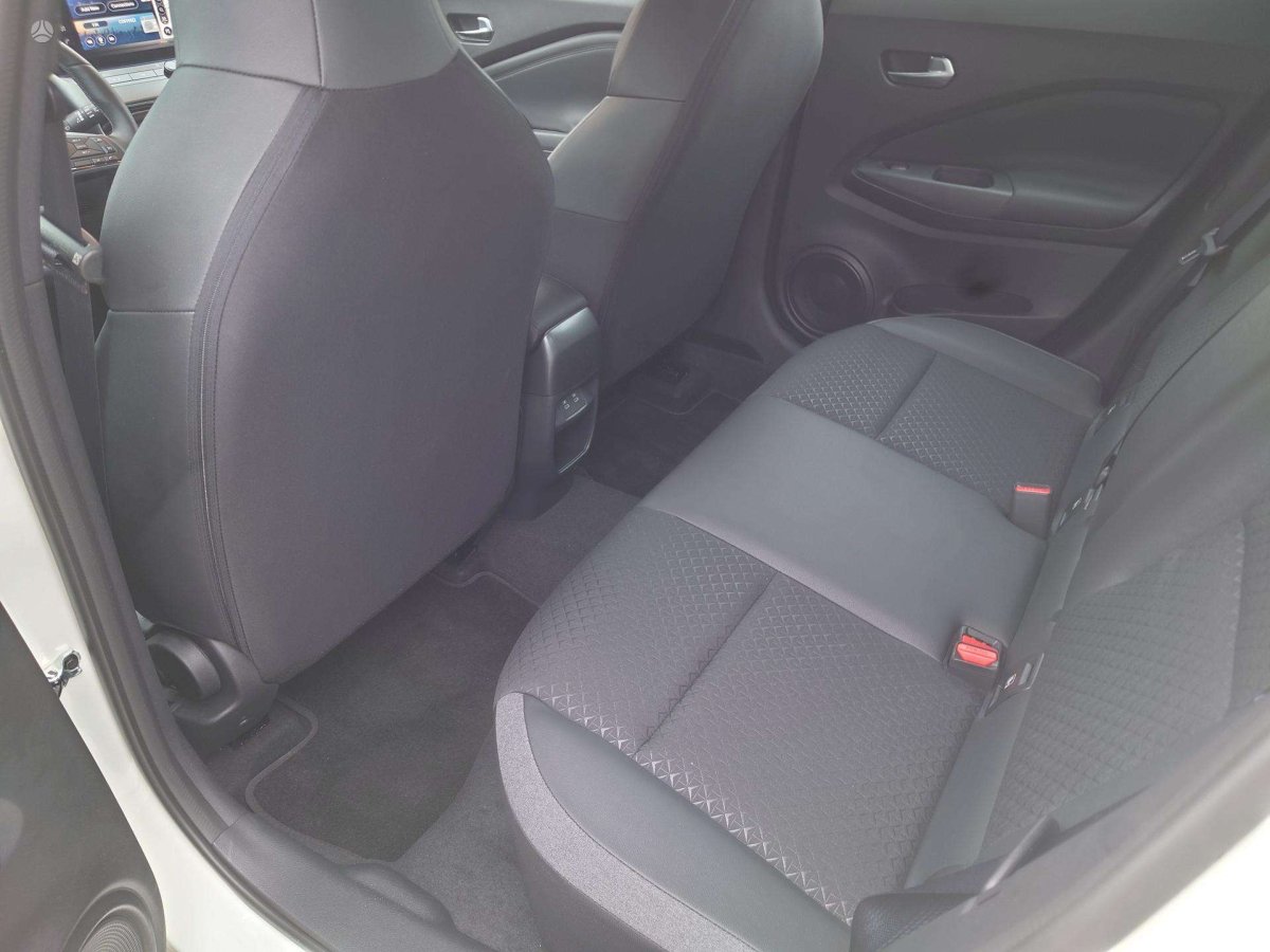 Nissan Juke Visureigis / Krosoveris Benzinas / elektra