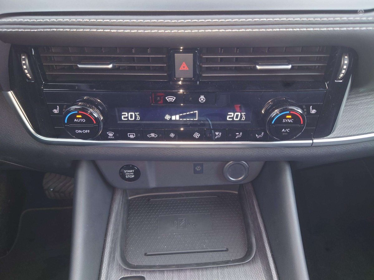 Nissan Qashqai Visureigis / Krosoveris Benzinas / elektra
