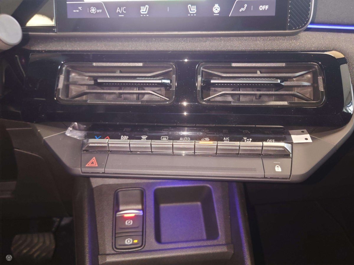 Nissan Micra Hečbekas Elektra