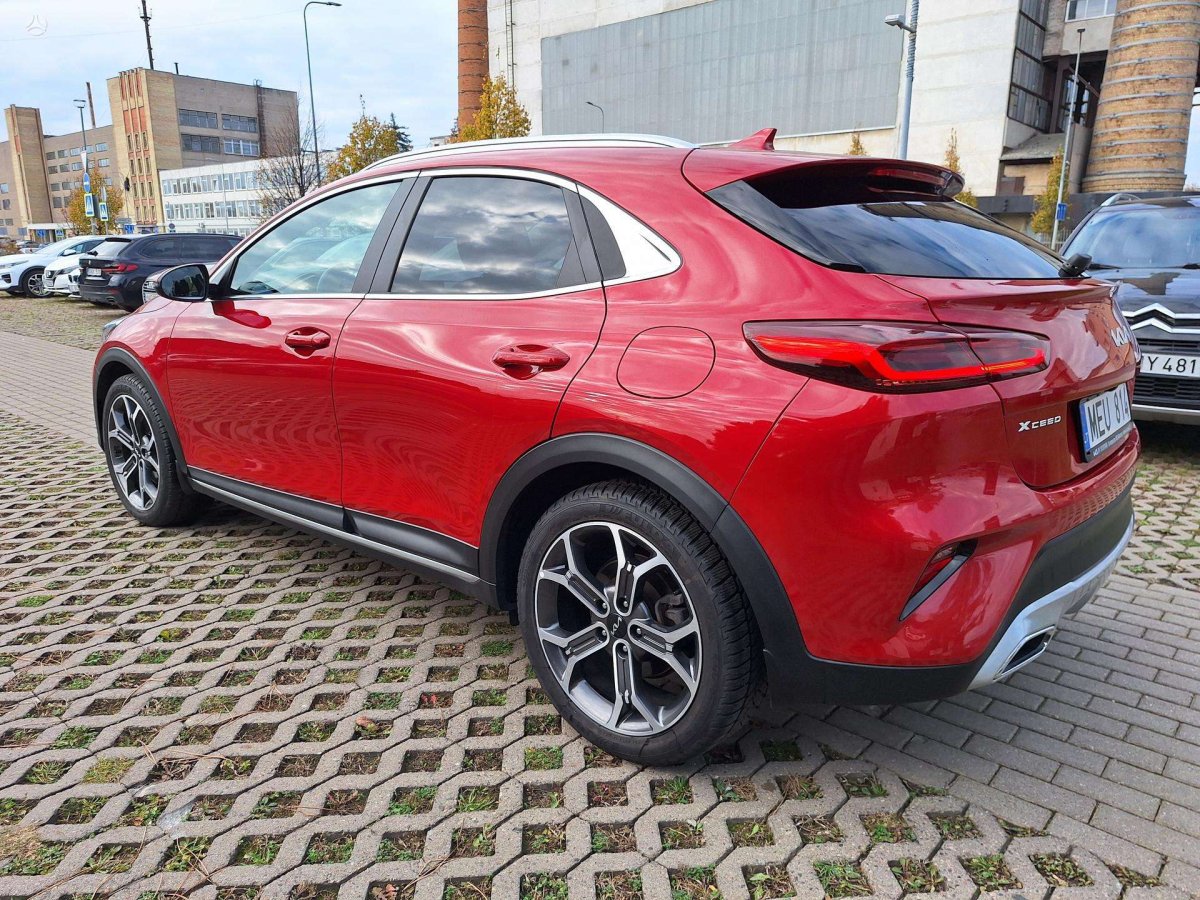 Kia XCeed Visureigis / Krosoveris Benzinas